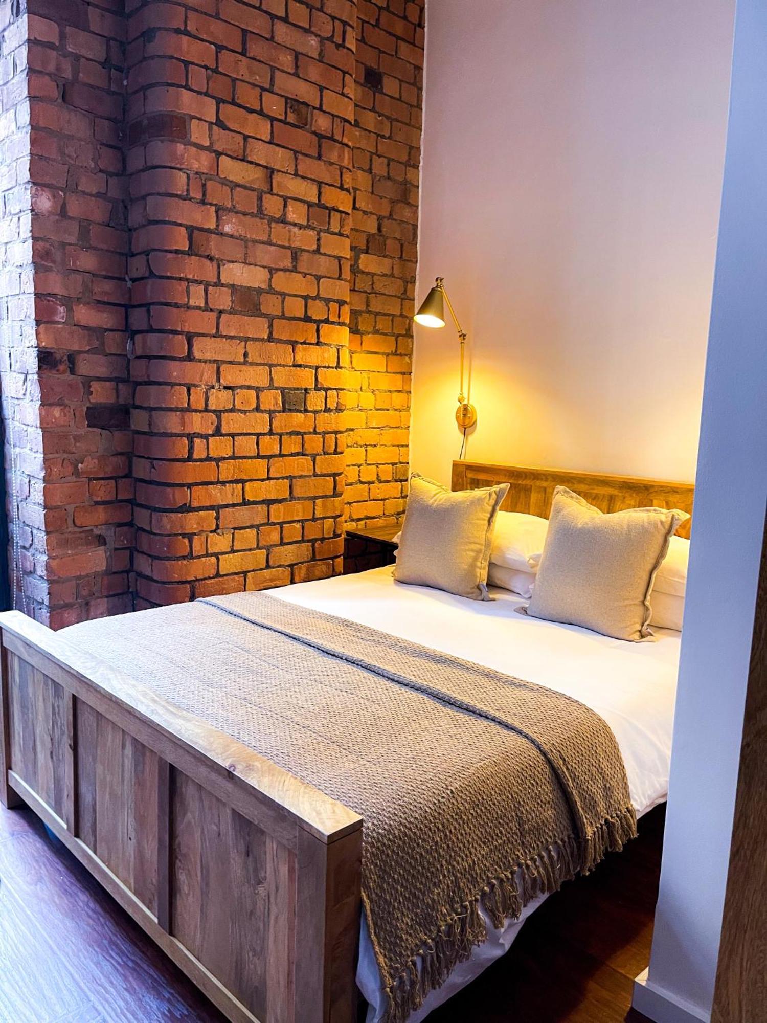 Stylish Loft Apartament - City Center L1 Liverpool Bagian luar foto